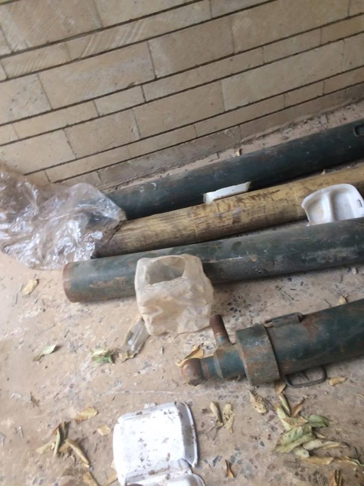 به‌ وێنه‌.. له‌ كارگه‌يه‌كى درووستكردنى چه‌كى داعشدا قوتوى بيره‌ و وێسكى دۆزرايه‌وه‌